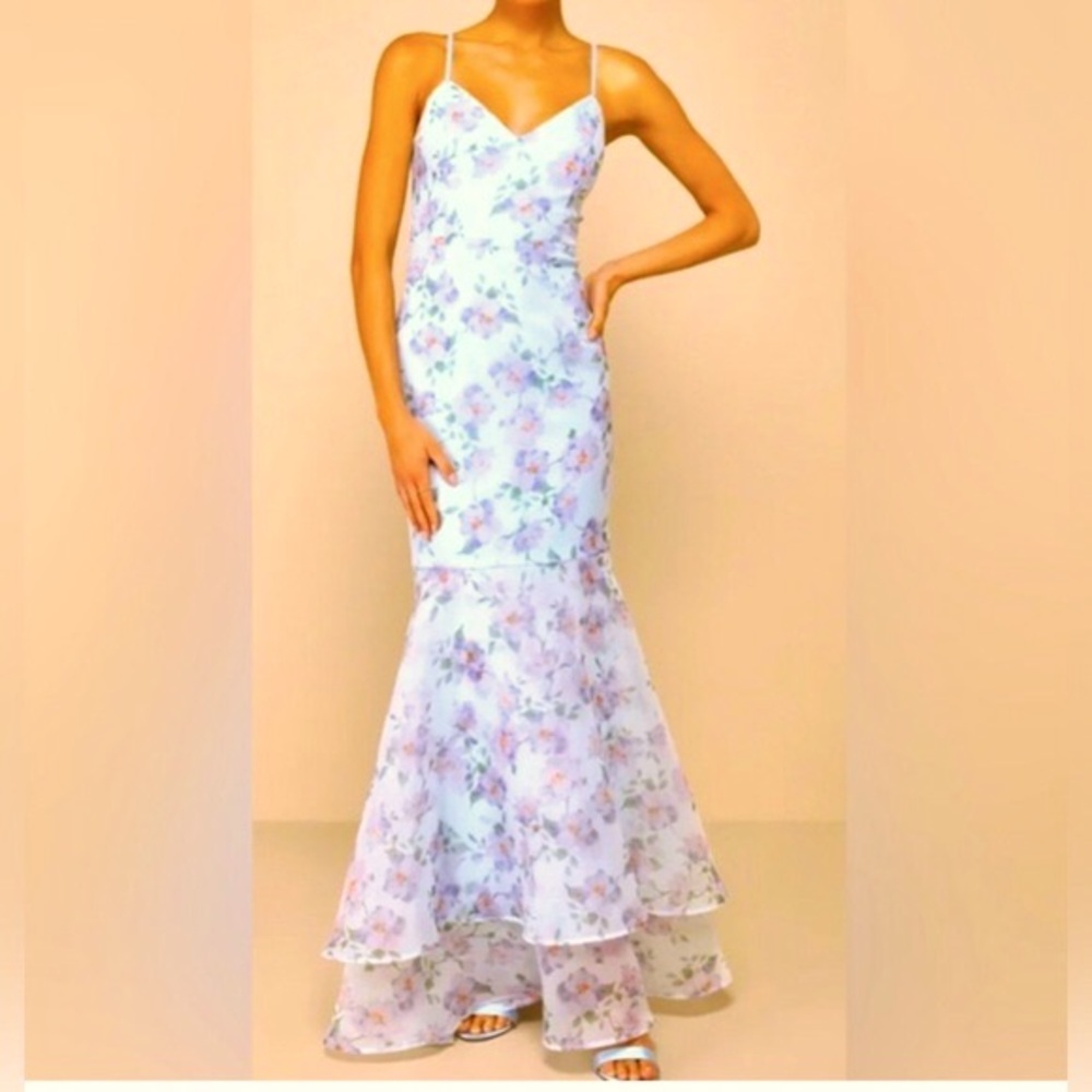 Lulús Light Blue Floral, Organza Trumpet Maxi Dress W/Spaghetti Strap, Size SM